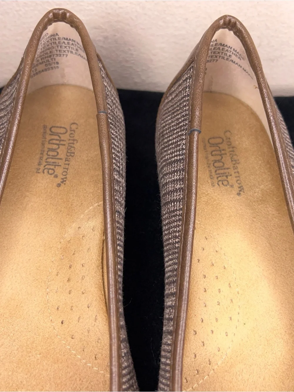 Size 7 Womens Croft And Barrow Ortholite Flats Tweed Tan Brown Buckle Academia